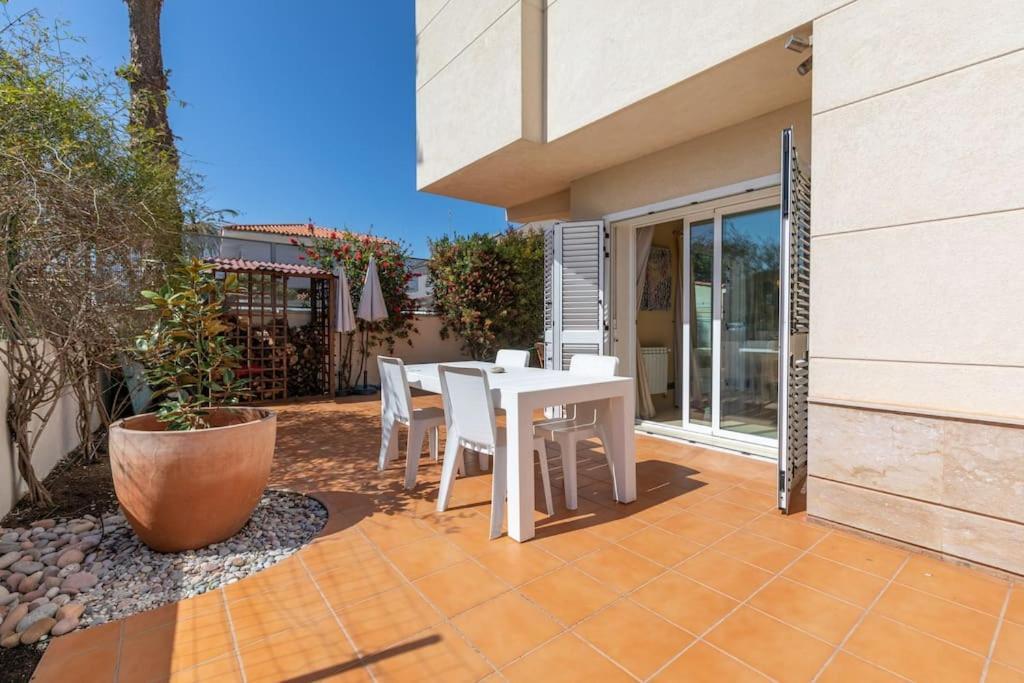 فيلا Casa Junto Al Mar Con Jardin ساغونتو المظهر الخارجي الصورة