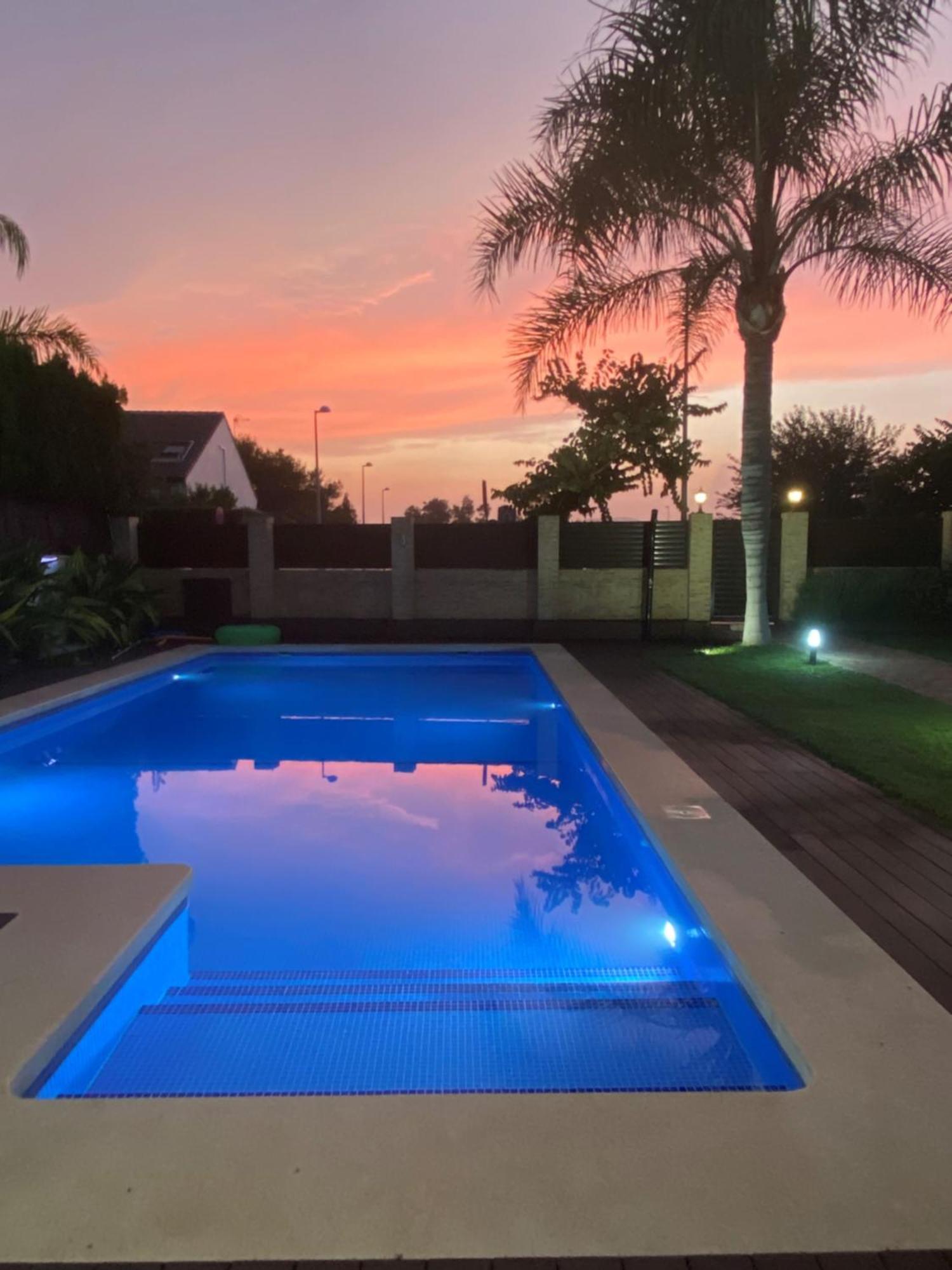 فيلا Casa Junto Al Mar Con Jardin ساغونتو المظهر الخارجي الصورة